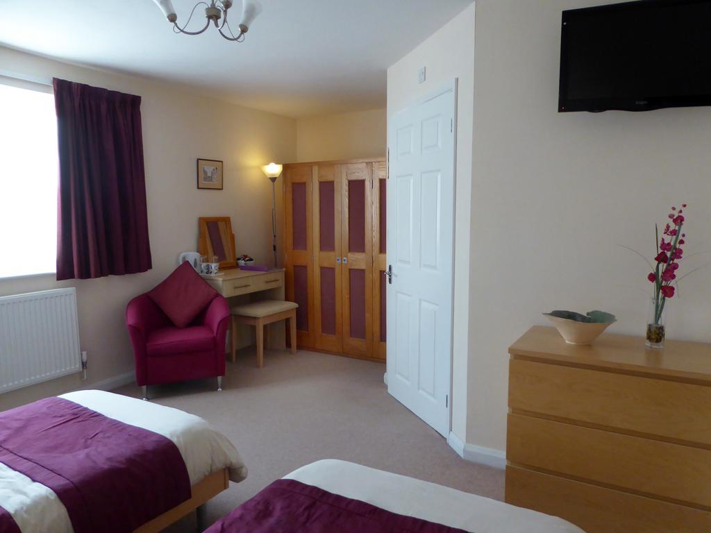 21 Park Lane Bed & Breakfast Corsham Bagian luar foto